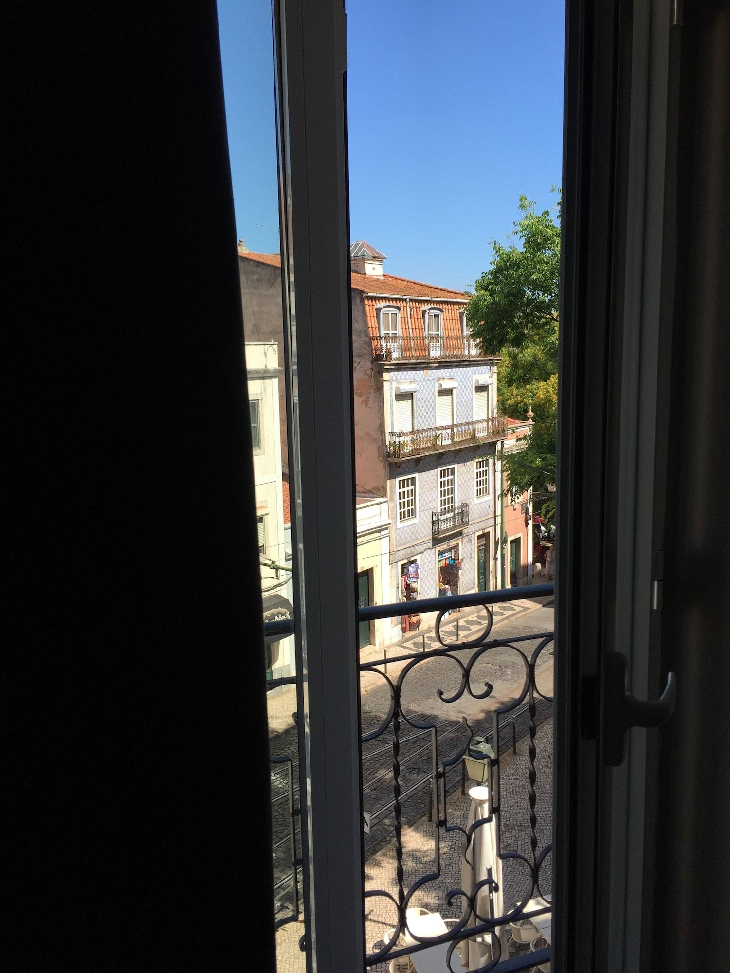 Dalma Old Town - Castelo Lisbon